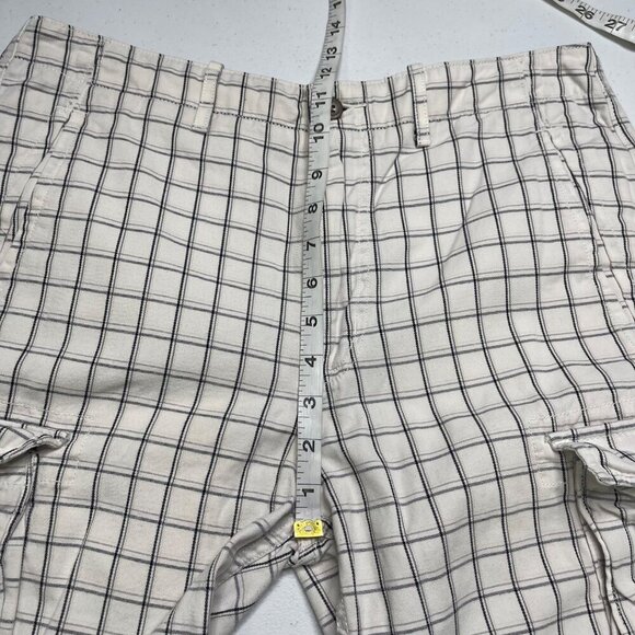 Levi's 569 Plaid Cargo Shorts Men's‎ 31 Half Pants Preppy Window Pane - Picture 8 of 10